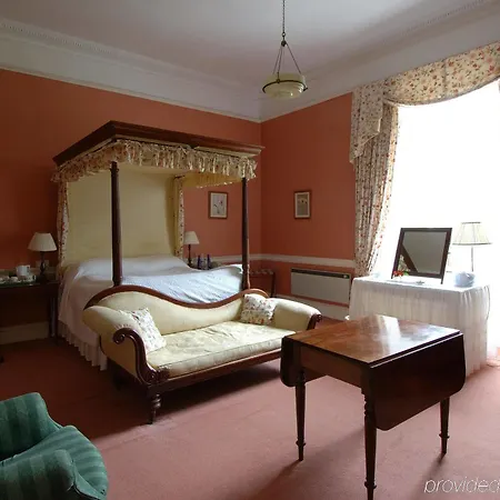 Coopershill House 4*
